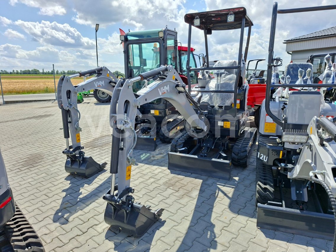 Online aukce:   VHM KMZ 18