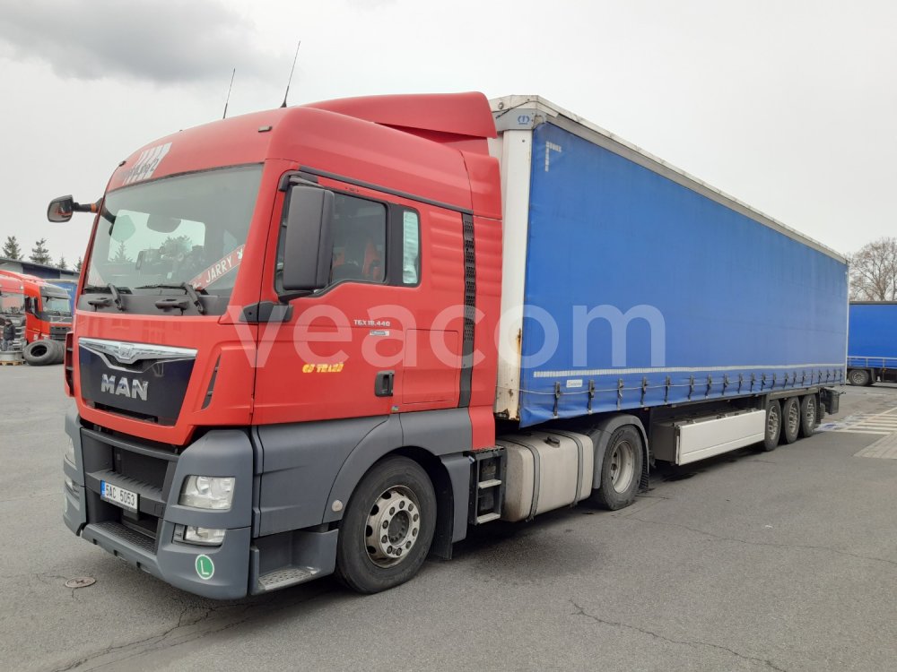 Online aukce: MAN  TGX 18.440 +  KRONE SD