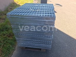 Online aukce:   SCHODNICE 50 KUSŮ