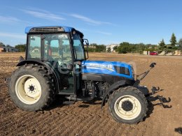 Online aukce: NEW HOLLAND  T4.95 F