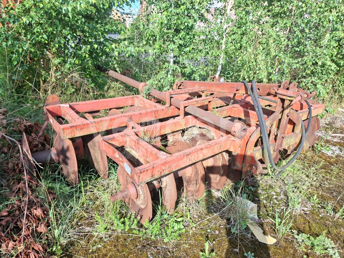 Online aukce:   DISKOVÉ BRÁNY 2,5M