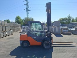 Online aukce: TOYOTA  52-8FDJF35