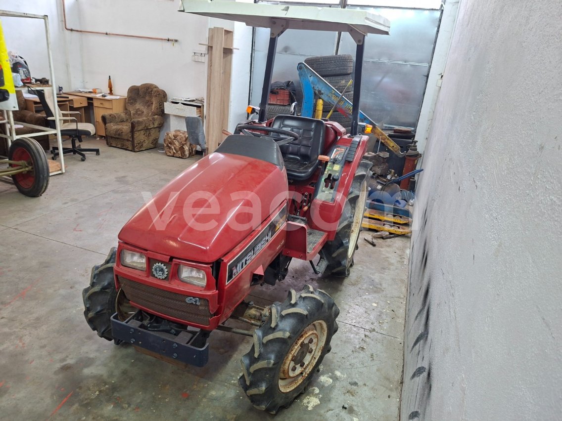 Online aukce: MITSUBISHI  MT 205 4X4