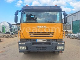 Online aukce: IVECO  TRAKKER 330 + HR PALFINGER CRANE PK16502
