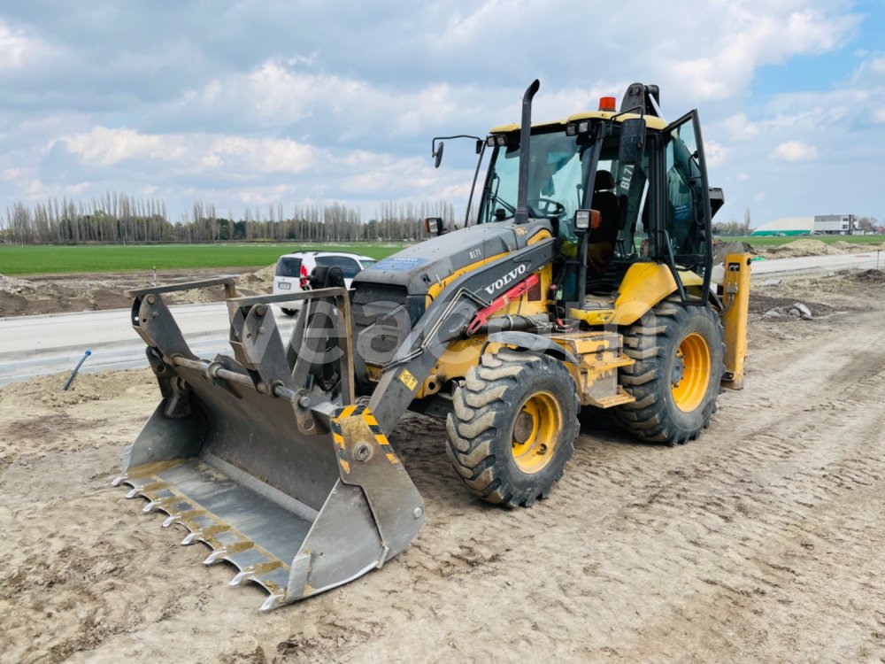 Online aukce: VOLVO  BL 71