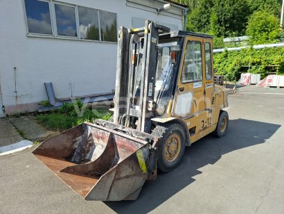 Online árverés: CATERPILLAR  DP 40