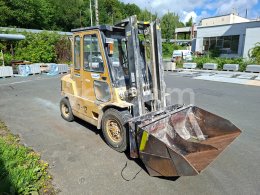 Online aukce: CATERPILLAR  DP 40