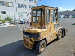 Online aukce: CATERPILLAR  DP 40