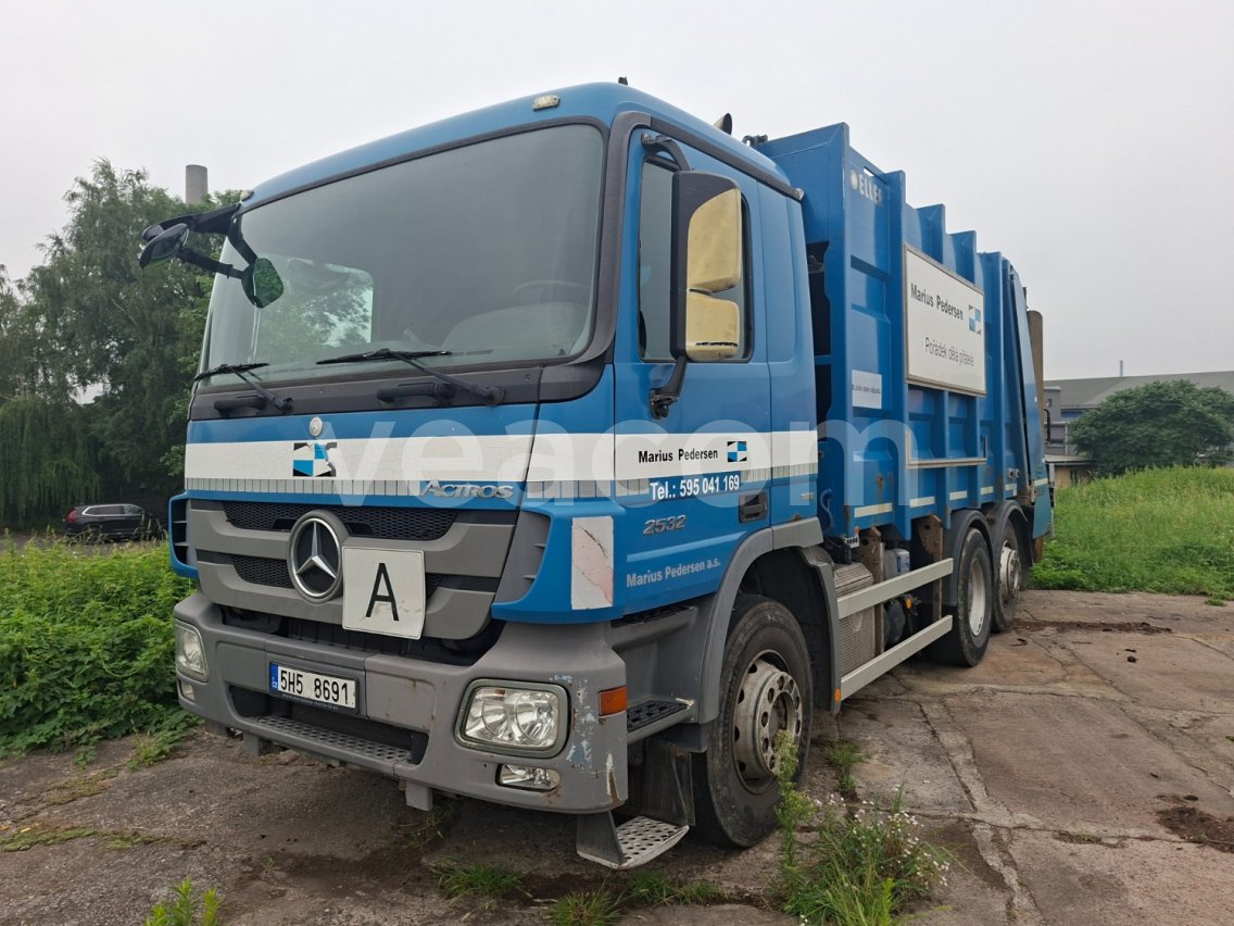 Online aukce: MB  ACTROS 2532 L 6X2