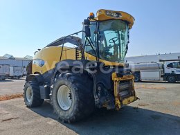 Online aukce: NEW HOLLAND  FR 850 + ŘEZAČKA