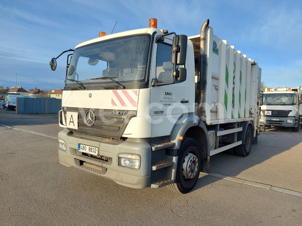 Online aukce: MERCEDES-BENZ  AXOR 1828