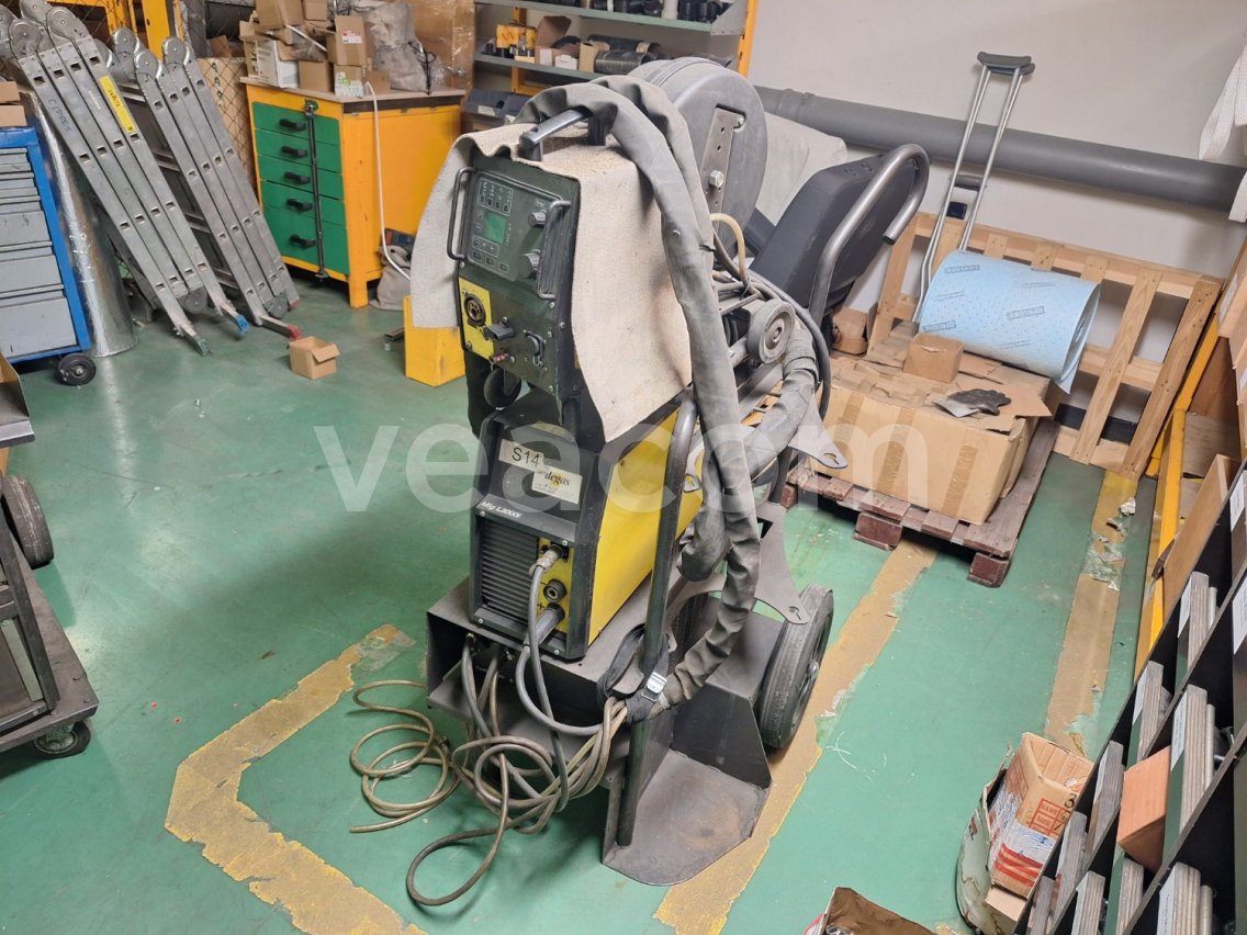 Online aukce:   ESAB MIG L3000I