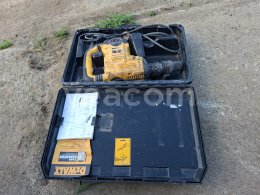 Online aukce:   DEWALT D25831