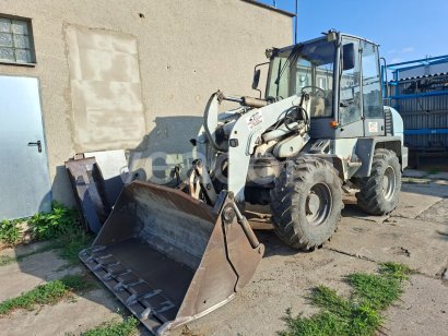 Інтернет-аукціон: MANITOU  AS85/AS90