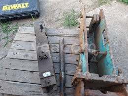 Online aukce:   KLADIVO NA BAGR NA ND