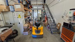 Online aukce: JUNGHEINRICH  AMC 12