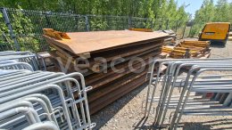Online aukce:   5 KS PAŽICÍCH BOXŮ KVL 3000 × 1500 MM + ROZPĚRY