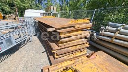 Online aukce:   5 KS PAŽICÍCH BOXŮ KVL 3000 × 1500 MM + ROZPĚRY