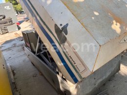 Online aukce:   TRESZ TR-30D