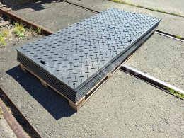 Online aukce:  PŘEJEZDOVÉ POLYETYLENOVÉ PLOTNY 10 KS (1220*2440*15 MM)