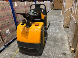 Online aukce: JUNGHEINRICH  ECE 220