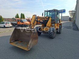 Online aukce: AHLMANN  AS 90