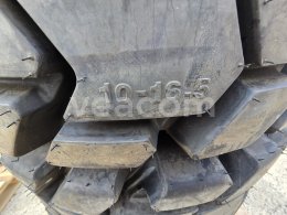 Online aukce:   CAMSO SKS 775 10-16,5 4 KS