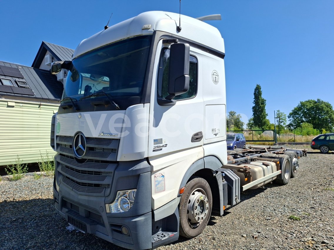 Online aukce: MB  ACTROS 2542 6X2