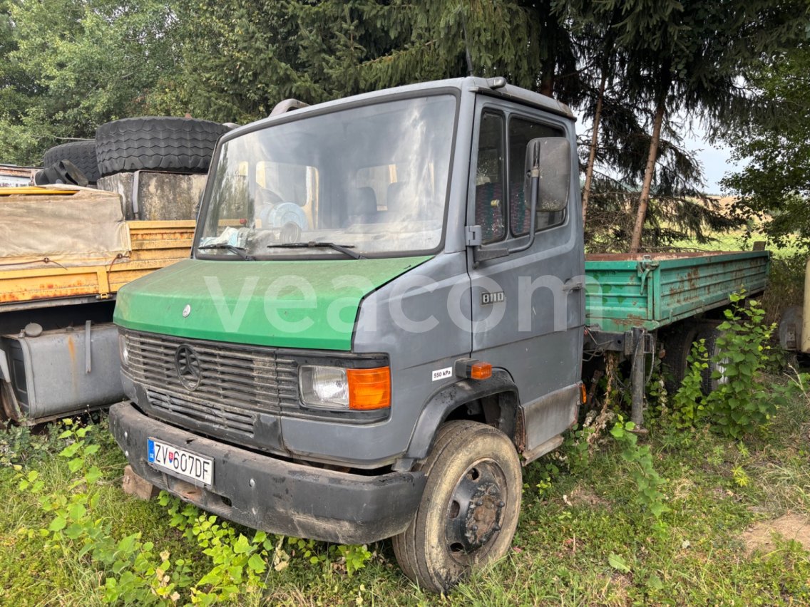 Online aukce: MERCEDES-BENZ  811D + HR