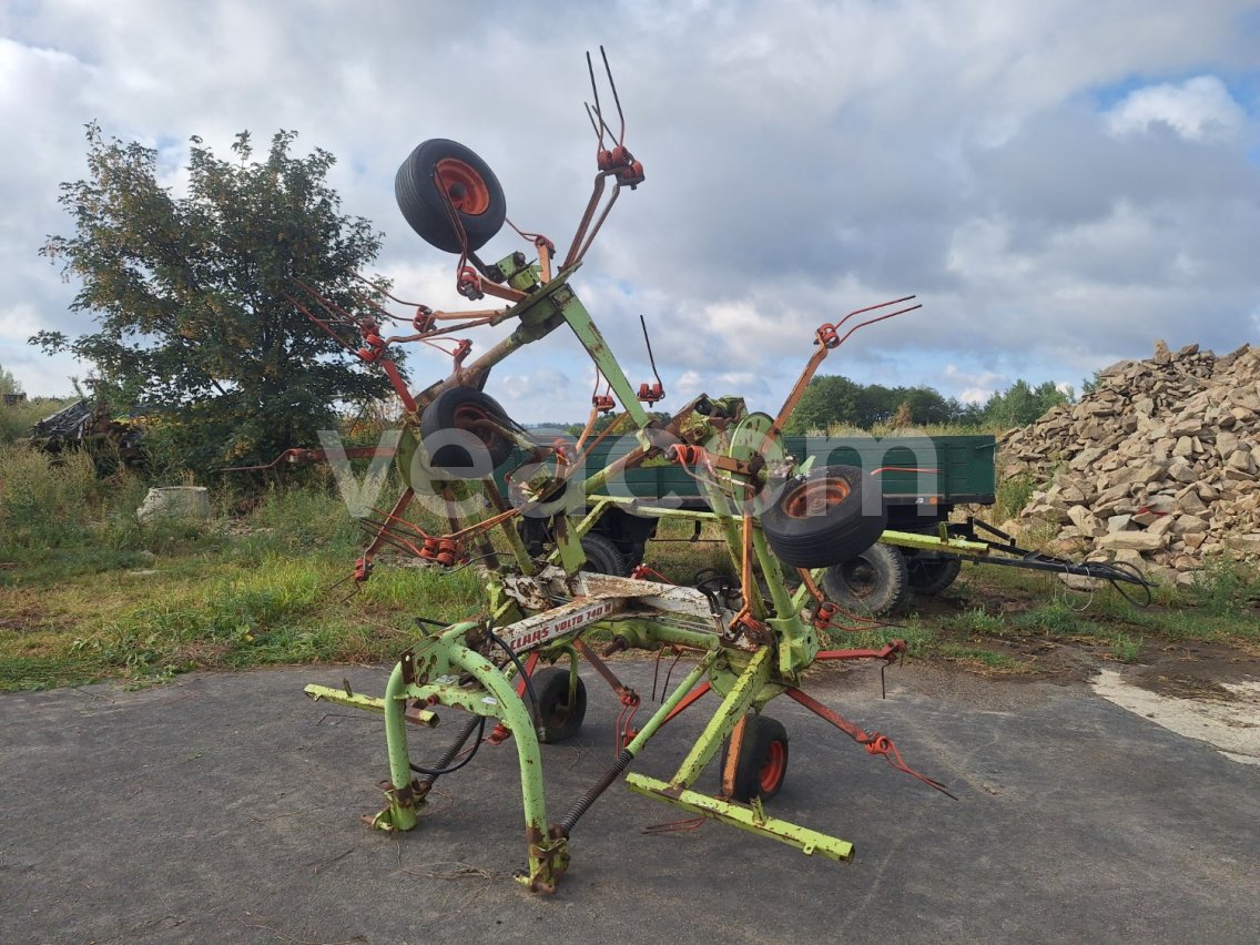Online aukce: CLAAS  VOLTO 740 H