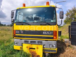 Online aukce: DAF  65.180 + HR