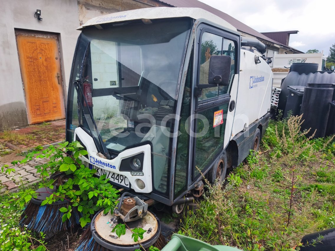 Online aukce: JOHNSTON  142A 101T SWEEPERS