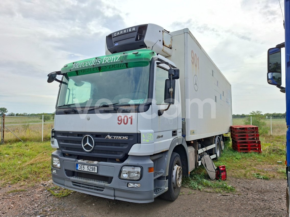 Online aukce: MB  ACTROS 2541 L 6X2