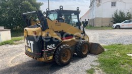 Online aukce: CATERPILLAR  242 B 4X4