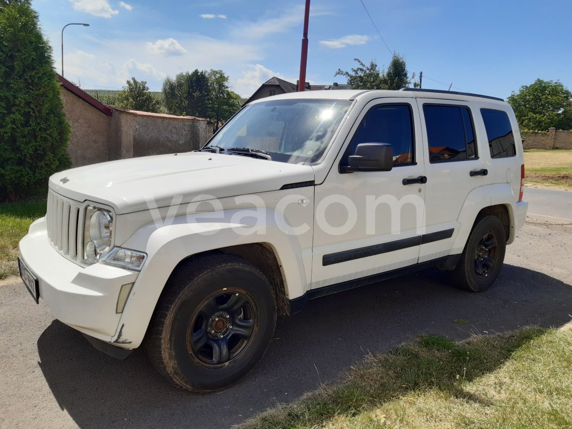 Aukcja internetowa: JEEP  CHEROKEE 2.8 L CRD /2