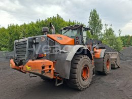 Online aukce: HITACHI  ZW 310-6