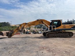 Online aukce: HYUNDAI  330 LC - 9A + NÁHRADNÉ RAMENÁ + 2 KUSY NAHRADNÝCH LYŽÍC