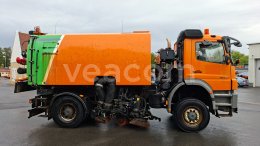 Online aukce: MB  AXOR 1829 AK 4X4 + FAUN VIAJET 7 R/L X + SCHMITD - STRATOS B50-36 + SNĚHOVÝ PLUH SCHMIDT