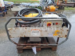 Online aukce:   UELZENER MASCHINENFABRIK P 321
