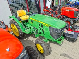 Online aukce: JOHN DEERE  3028 EN