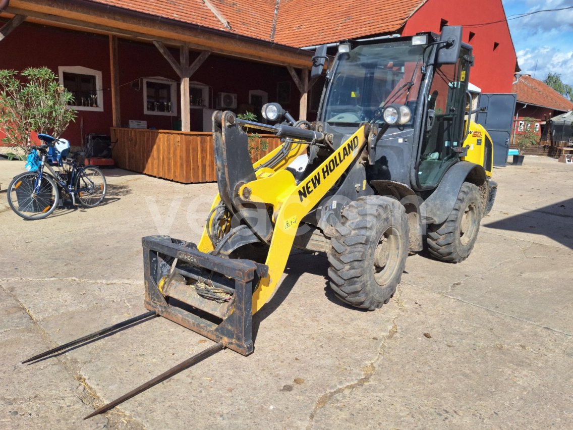 Online aukce: NEW HOLLAND  W60C