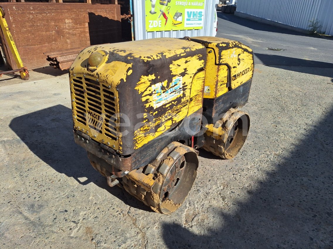 Online aukce: WACKER  RT 82