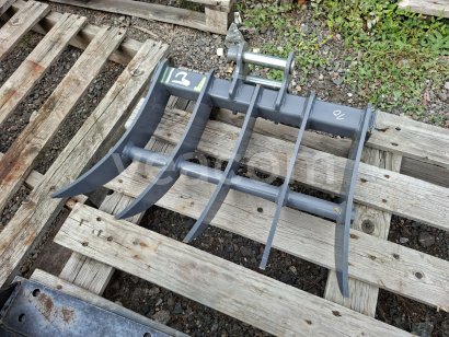 Online aukce:  HRÁBĚ 47 CM NA MINIBAGR