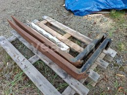 Online aukce:   MANIPULAČNÍ VIDLE 120 CM