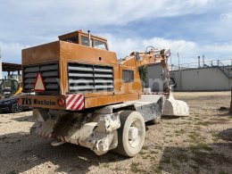 Online aukce: ZTS  POCLAIN DH-113