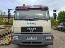 Online aukce: MAN  18.284 LLC + HR