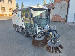 Online aukce: JOHNSTON  CN 200 SWEEPER