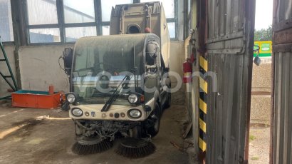 Online auction: MATHIEU  AZURA MC 200