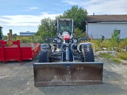 Online aukce: NEW HOLLAND  F156.6