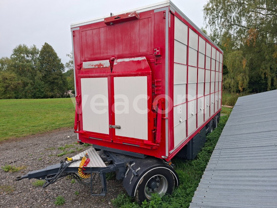Online aukce:   LECITRAILER R36